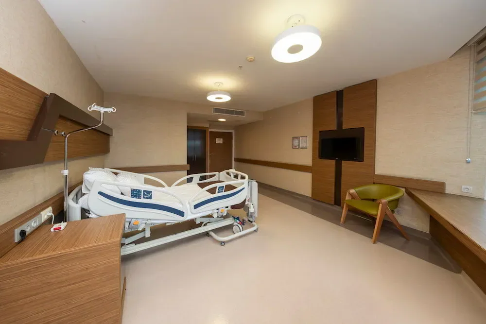 op. dr. gönül çimen klinik hasta odası